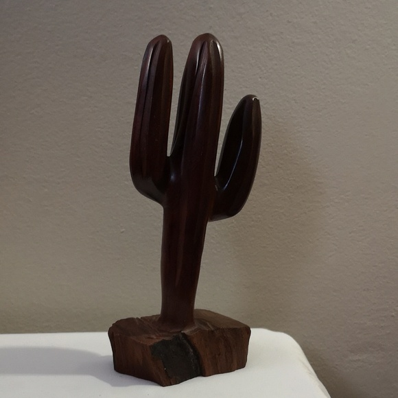 Beautiful & Unique Well-made Hand-carved Brown Wood Cactus Sculpture 9" Tall - Picture 4 of 6